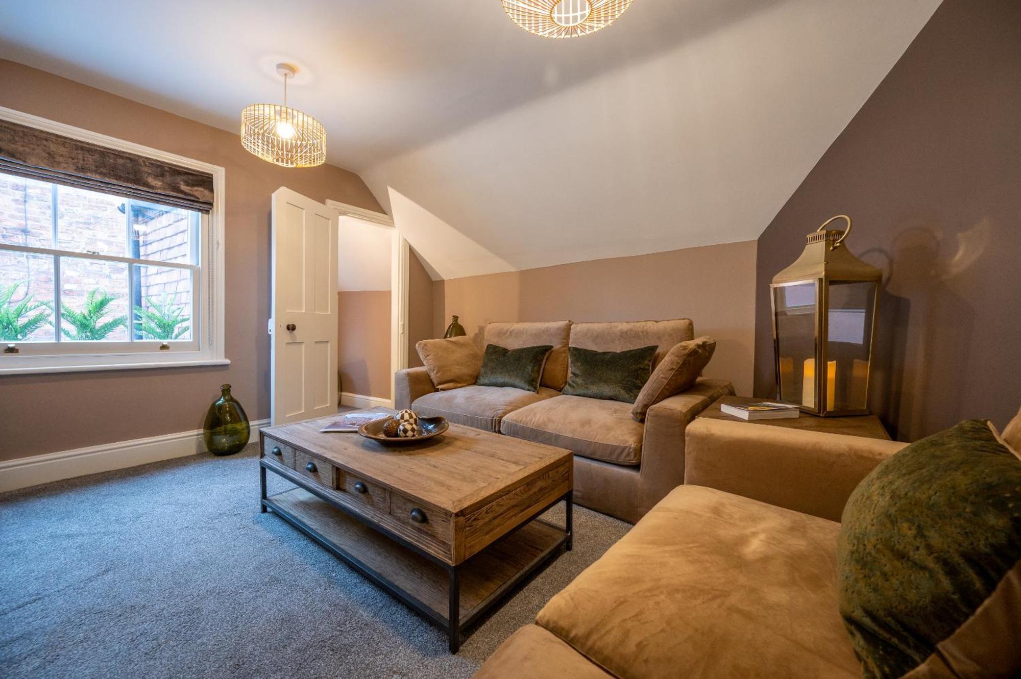 At Home Shrewsbury Room photo