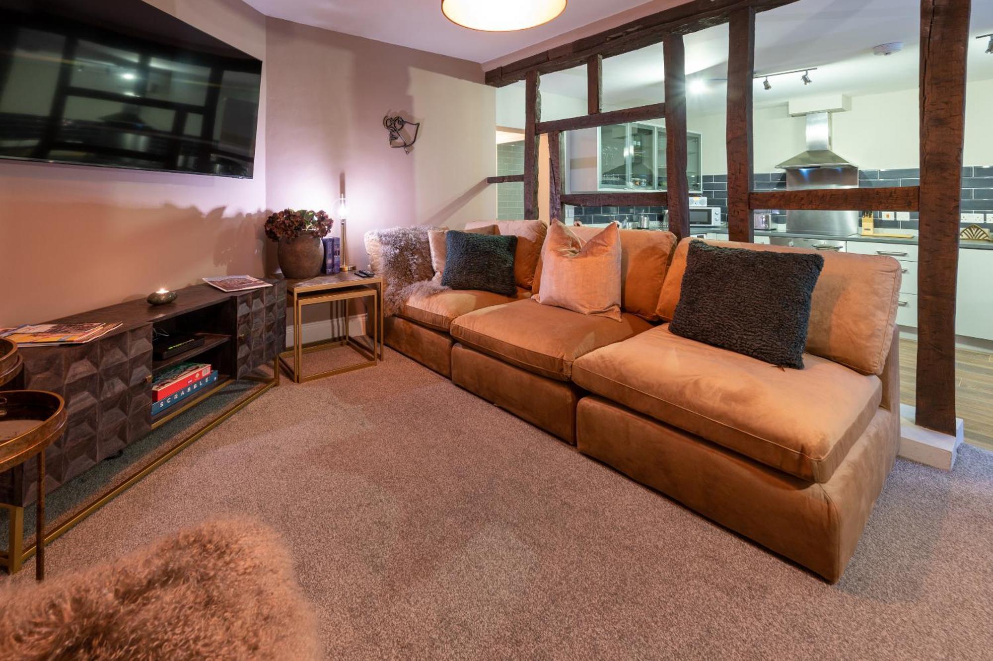 At Home Shrewsbury Room photo
