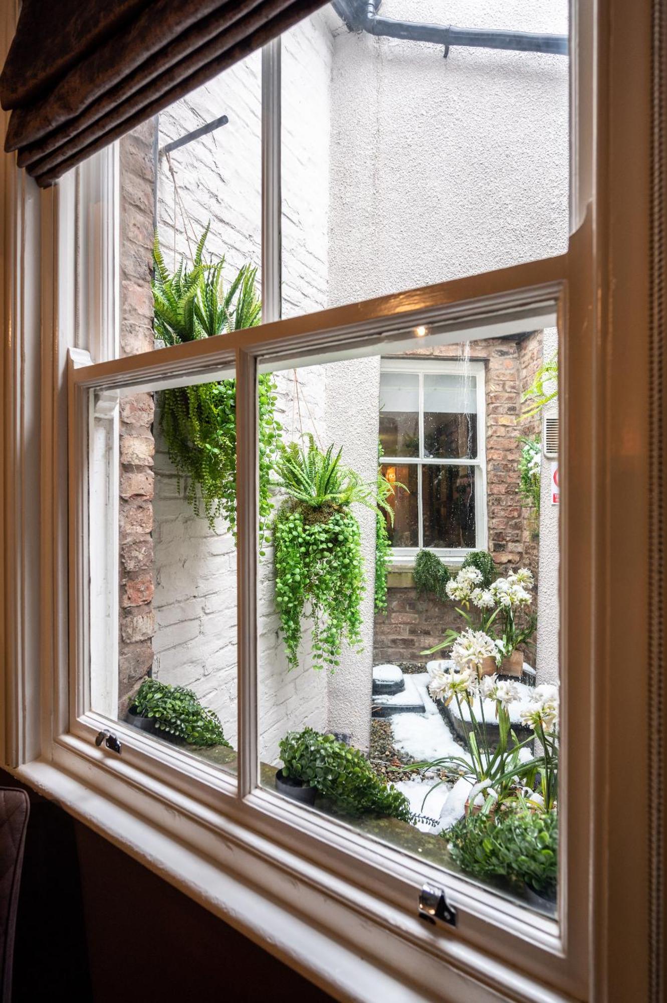 At Home Shrewsbury Room photo