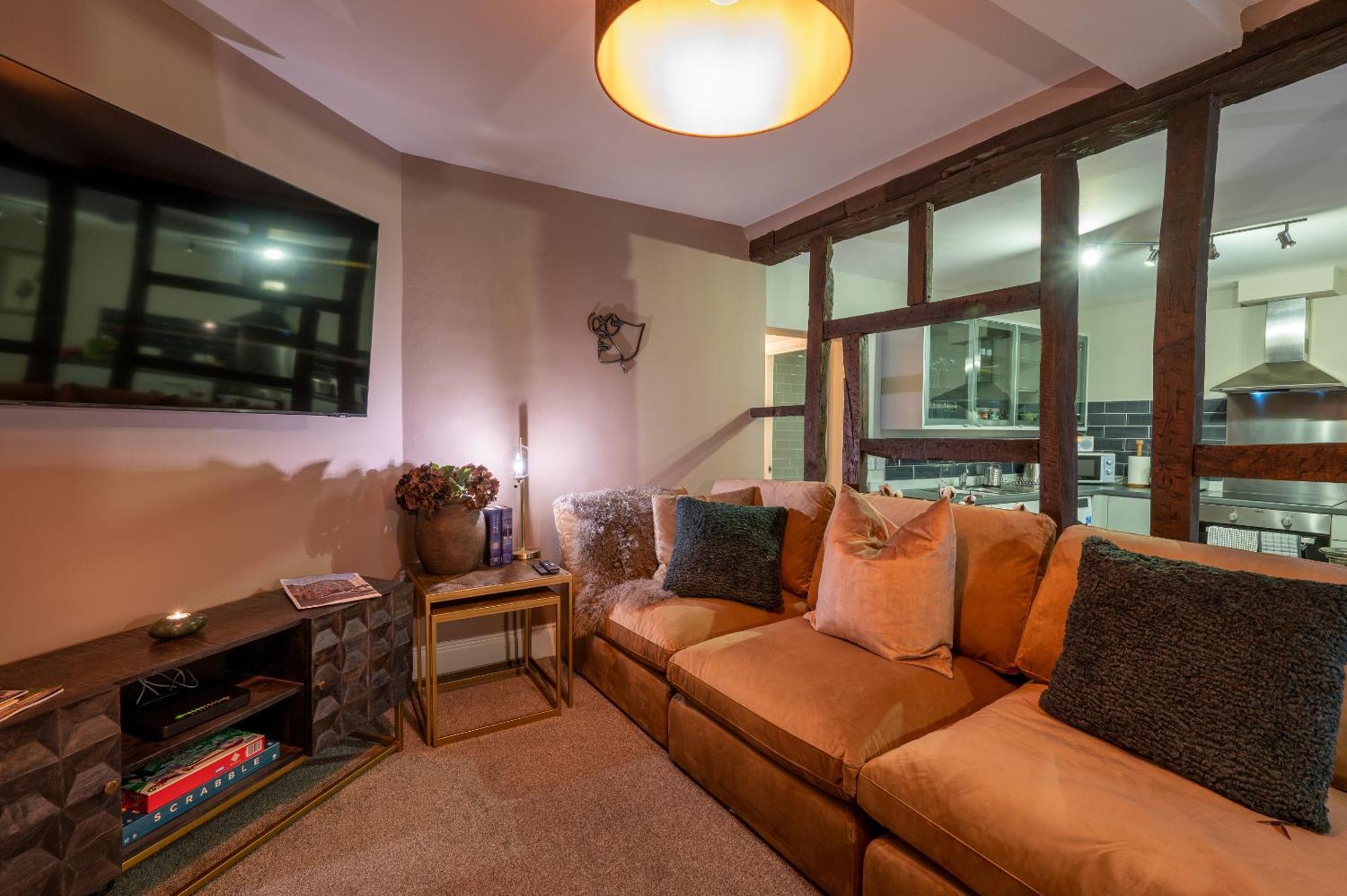 At Home Shrewsbury Room photo