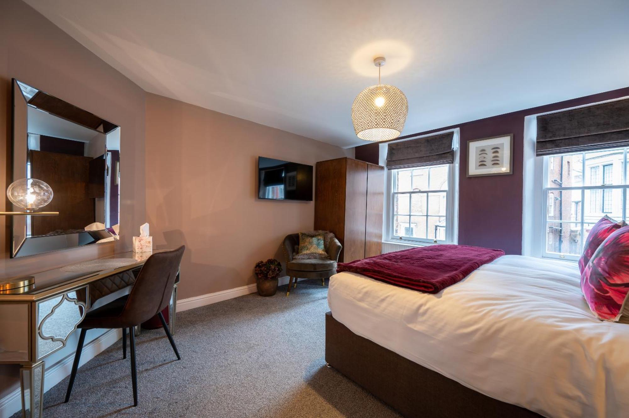 At Home Shrewsbury Room photo