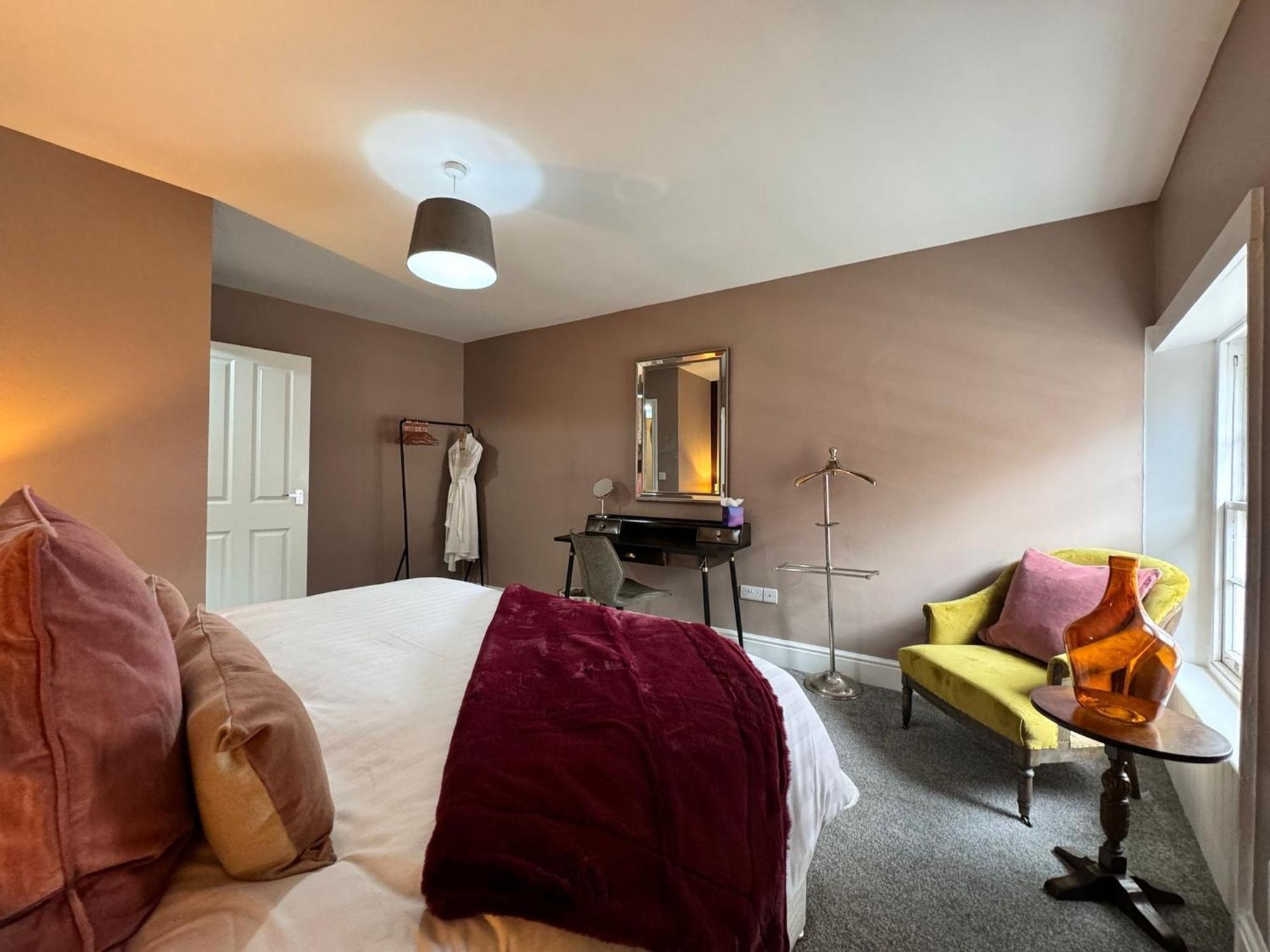 At Home Shrewsbury Room photo